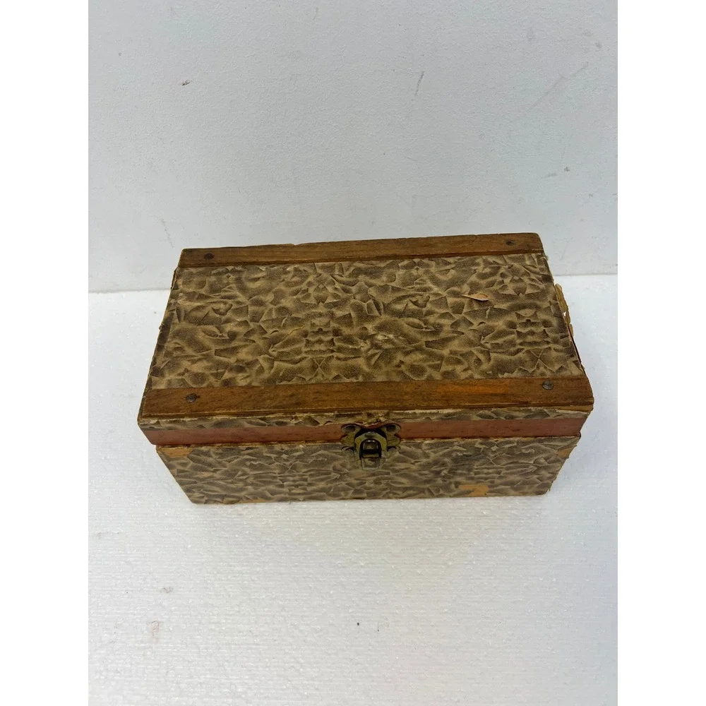 Wood Dollhouse Steamer Trunk Miniature Antique Storage Box Chest SALESMAN SAMPLE
